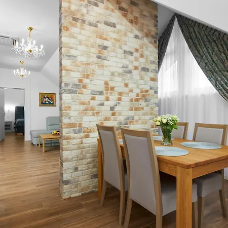 Rustyfox Guest house *