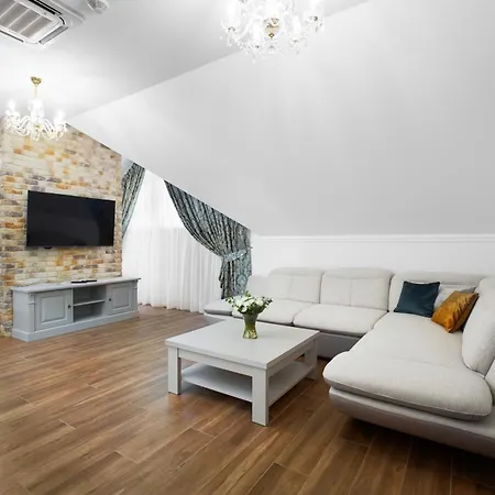 Rustyfox Remetske Hamre